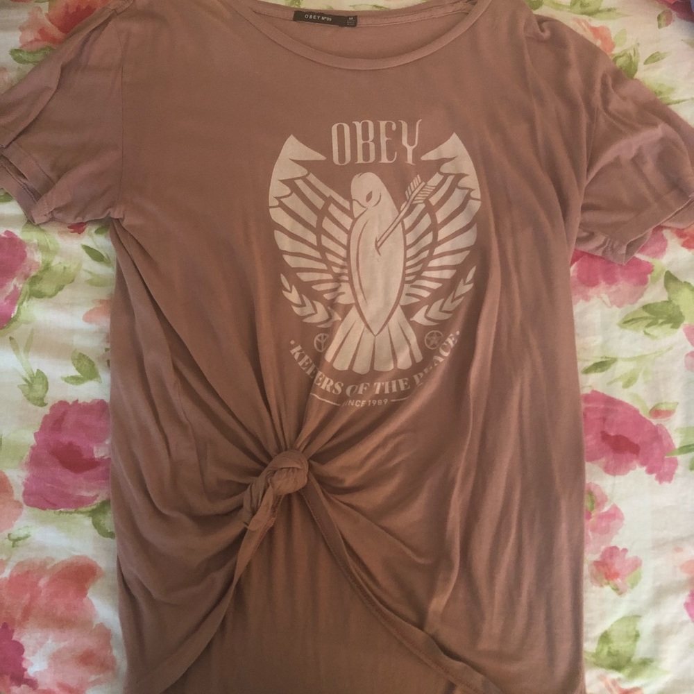 Obey Tee